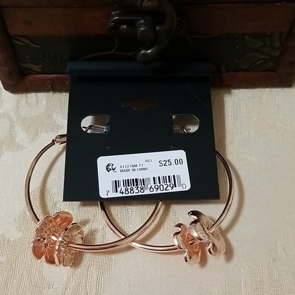 Rose Gold-Tone Crystal&Flower Charm Hoop Earrings - Picture 4 of 5